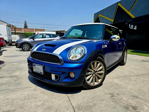 Mini Cooper 1.6 S Hot Chilli . At