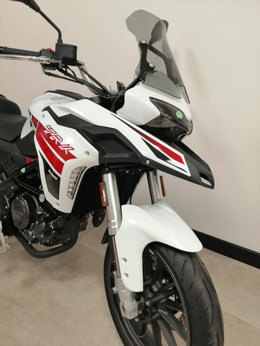 Imagen 15 de 21 de Benelli Trk 251 Abs