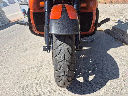 Hermosa Moto Hd, Color Naranja, Motor 114 Y Kit De Potencia