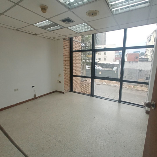 Imagen 3 de 20 de Alquiler Edificio Comercial Bello Monte 712m2