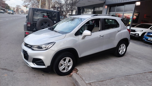 Imagen 8 de 18 de Chevrolet Tracker 2018 1.8 Ltz 140cv
