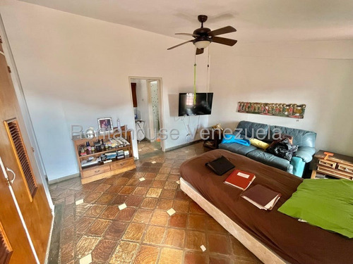 Acogedora ,hermosa Y Cómoda Casa En Venta Ubicada En Lomas De Monte Claro 25-17905