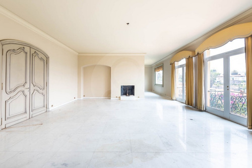 Terreno Residencial En Venta En Lomas De Chapultepec