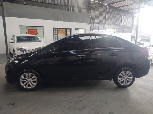 Imagem 4 de 13 de Hyundai Hb20s 2019 1.0 Comfort Plus Manual Financio E Troco