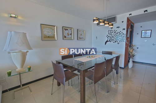 Imagen 6 de 22 de Apartamento Con Vista Al Mar En Alquiler