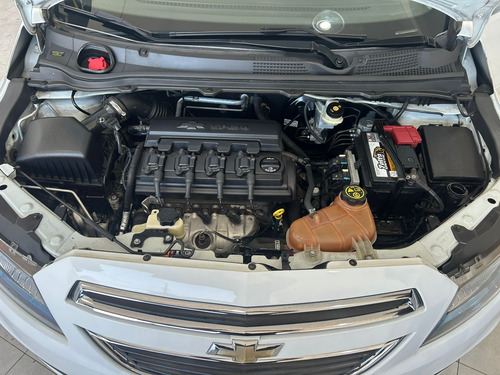 Chevrolet Onix 1.4 Lt 5p