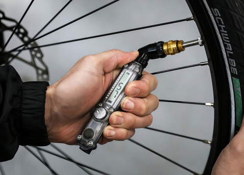Herramienta Medidor De Presión Para Bicicleta Lezyne
