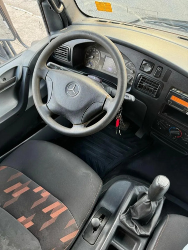 Mb Accelo 1016 Ano 2020 Carroeria 4.40m + Cabine 8 Pessoas