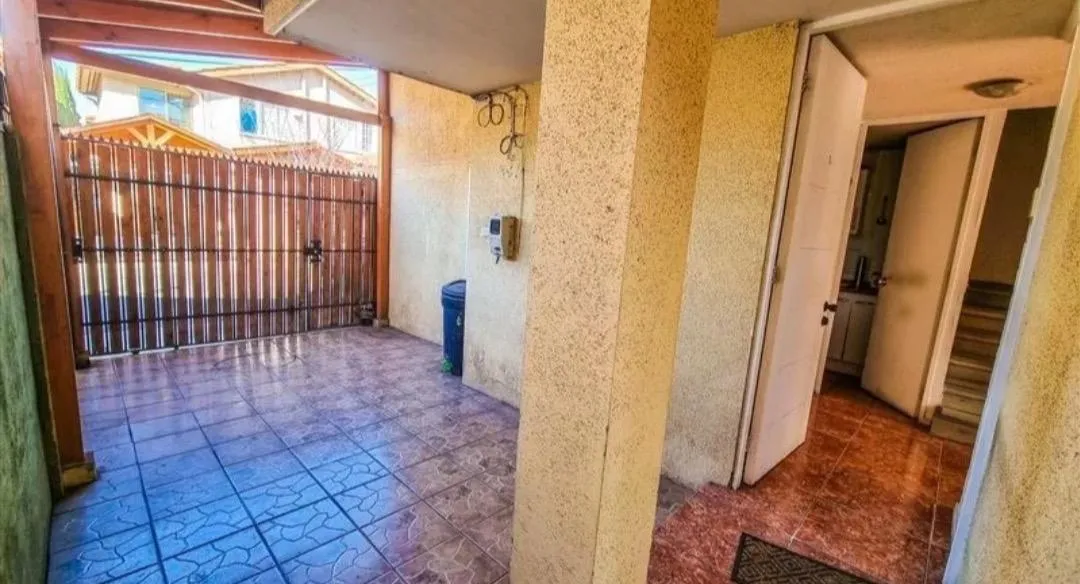 Imagen 4 de 24 de Venta Casa Quilicura - 3 Hab 3 Baños - Sector Residencial