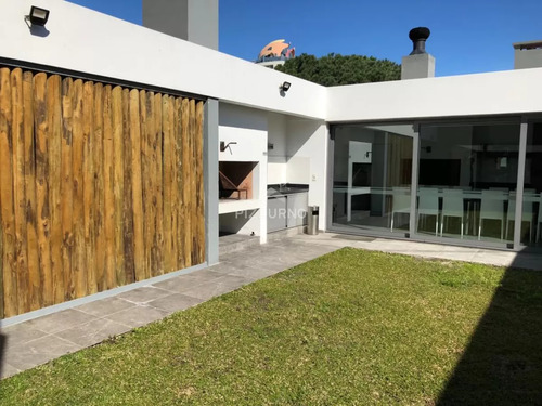 Monoambiente En Alquiler Con Parrillero Propio Y Jacuzzi