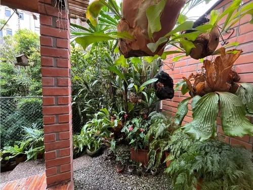 Casa Poblado De Niveles- Con Diferentes Ambientes -249mt- 3alcobas
