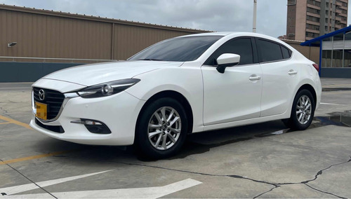 Mazda 3 2.0 Sport Touring