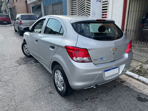 Imagem 4 de 13 de Chevrolet Onix Joy 1.0 Flex Completo 2018