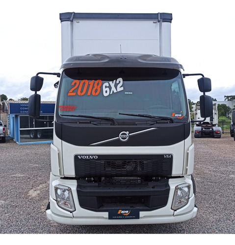 Imagem 3 de 15 de Volvo Vm 270, Truck 6x2, 2018. Sider,único Dono,automático