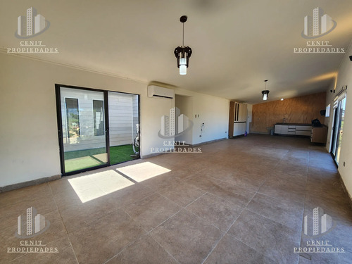 Parcela Con Casa En Venta Pencahue, 12 Minutos De Talca