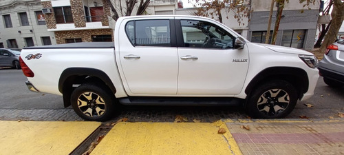 Toyota Hilux Srx-at