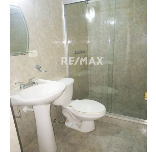 Imagen 5 de 10 de Hermoso Apartamento En Venta En Parque Caiza