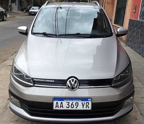 Imagen 3 de 9 de Volkswagen Suran Cross 2016 1.6 Highline Msi 110cv
