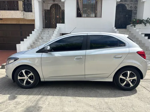 Chevrolet Onix 1.4 Ltz 5 p