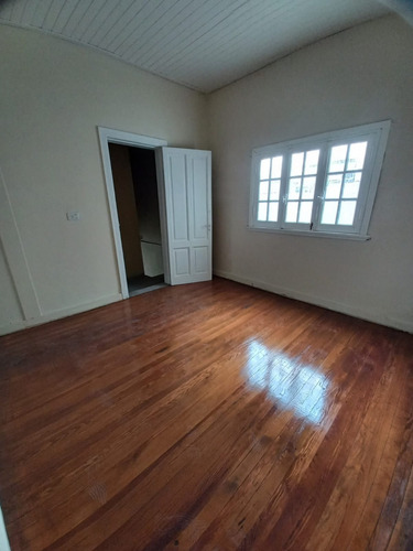Imagen 7 de 14 de Dock Sud, Amplia Casa Con Local Y Cochera, Oportunidad
