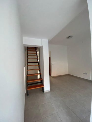 Duplex 3 Ambientes | Morón Norte | A 5 Cuadras Del Plaza Oeste