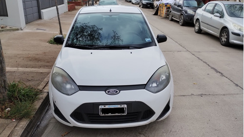 Ford Fiesta 1.6 Max One Ambiente Plus 98cv