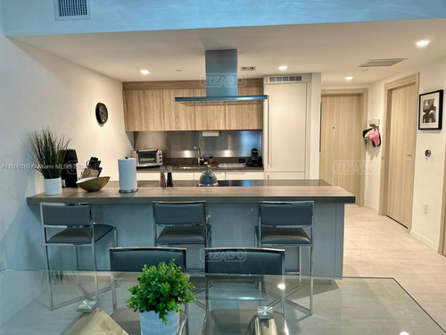 Departamento En Venta En Miami, Florida, Estados Unidos