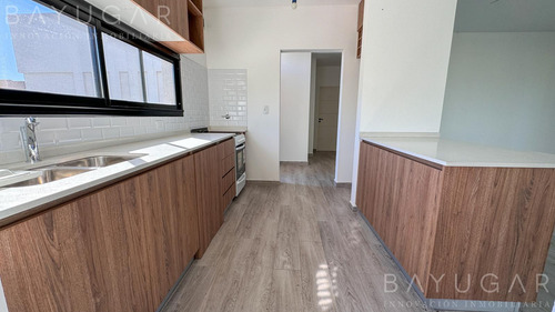 Venta Casa - Barrio Privado Santa Emilia / Pilar Del Este