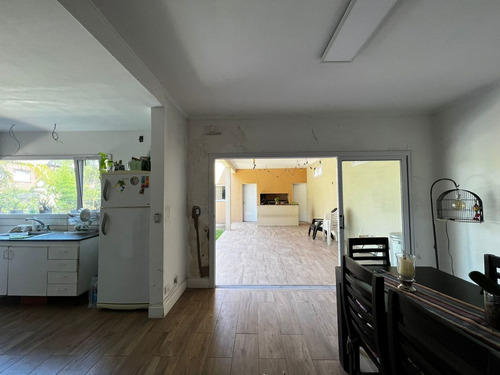Imagen 7 de 28 de Venta Casa 3 Amb. En Villa Udaondo, Ituzaingo