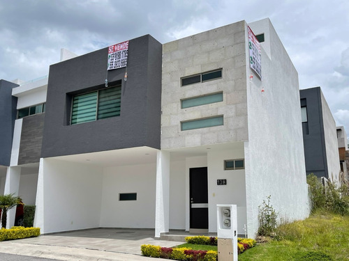 Imagen 1 de 14 de Lago Esmeralda, Fraccionamiento Aqua Casa Minimalista