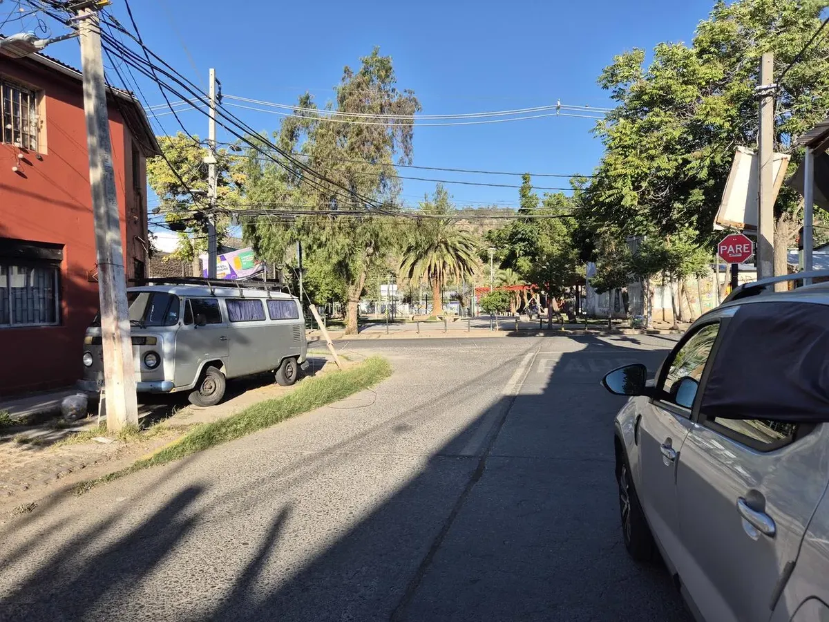 Imagen 5 de 22 de Casa 3d 1b Con Entrada De Auto Especial Inversionista