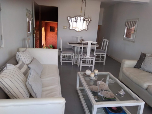 Apartamento De Dos Dormitorios En Terrazas De Manantiales 