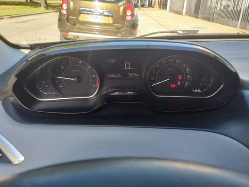 Peugeot 208 1.5 Allure Touchscreen 2014