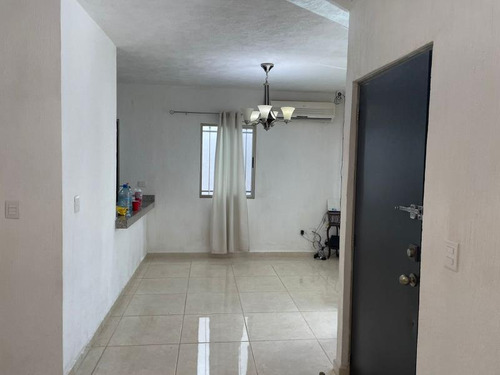 Imagen 3 de 12 de Casa Sola En Renta Las Américas