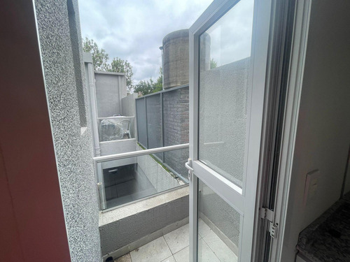 Venta Departamento 1 Dormtiorio Duplex Sin Expensas. Liniers Y Rioja. Oportunidad Rosario
