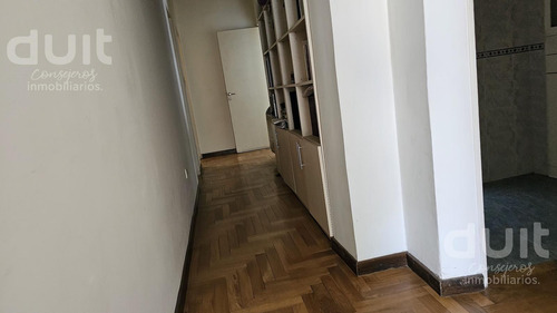Casa En Venta 4 Dormitorios, Pileta, Cochera Triple Ideal Comercial