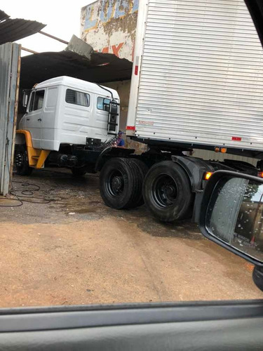 Carreta Baú Randon 3 Eixosc/peneus Suspensor M/conservada.