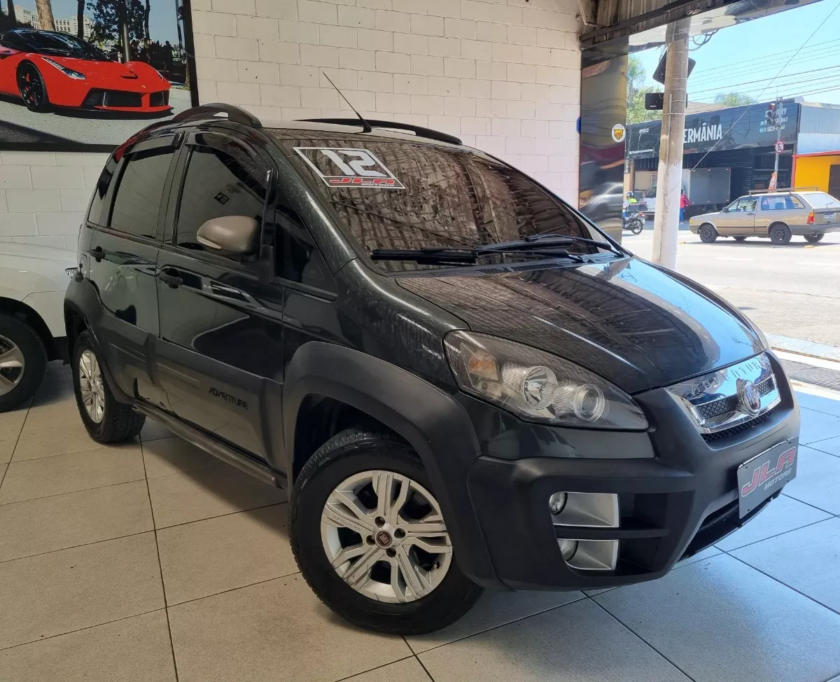 Fiat Idea 1.8 16v Adventure Flex 5p