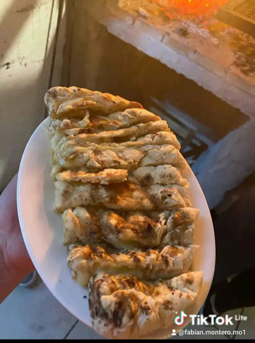 Servicio De Pizzas, Calzones Y Chivitos Para Eventos