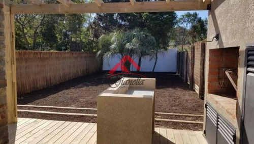 Venta De Casa 2 Dormitorios En Punta Del Este- Ref: 1633