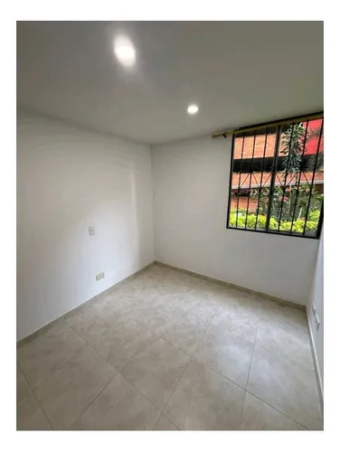 Apartamento En Medellin, Calazans Parte Baja.
