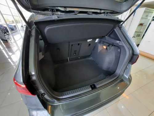 Volkswagen Taos Highline Fm