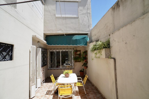 Imagen 11 de 30 de Departamento De Pasillo 3 Dormitorios Con Patio Ph Lourdes
