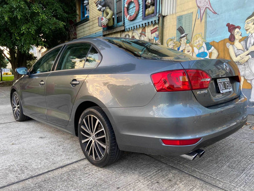 Volkswagen Vento 2.0 Sportline Tsi 200cv Bi-xenon 2015