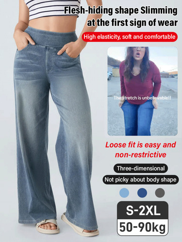 La Moda De Los Jeans De Mezclilla Enfatiza A Las Mujeres Dis