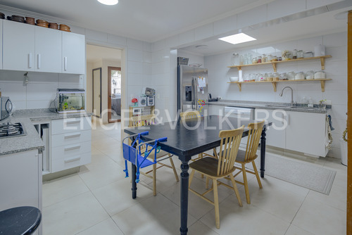 Casa En Barrio Alpino