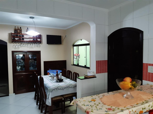 Sobrado À Venda, 3 Quartos, 1 Suíte, 2 Vagas, Gerassi - Santo André/sp - 76796