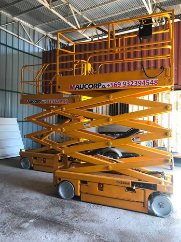 Imagen 2 de 10 de Arriendo Distintos Tipos Plataforma Elevadora Alza Hombre