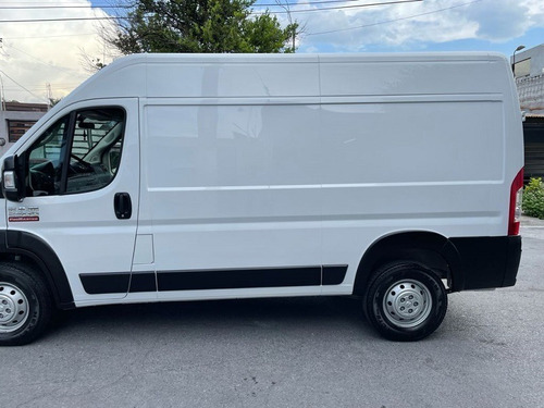 Imagen 2 de 9 de Chrysler Ram 2500 Promaster 2020 Blanca