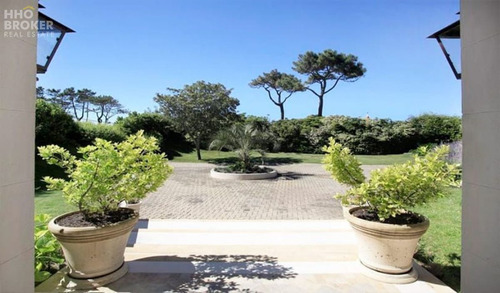 Imagen 3 de 27 de Excelente Propiedad A Pasos Del Mar - Playa Brava - Punta Del Este - Punta Del Este Golf